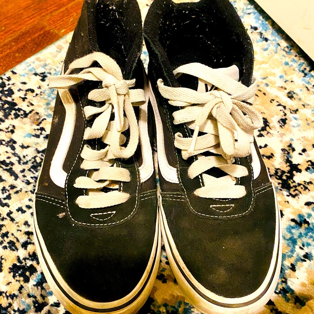 Black vans